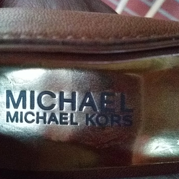 Michael Kors heels sz 6 1/5 M color tan new - Picture 5 of 5